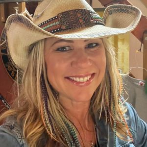 Meet your Posher, Jolene